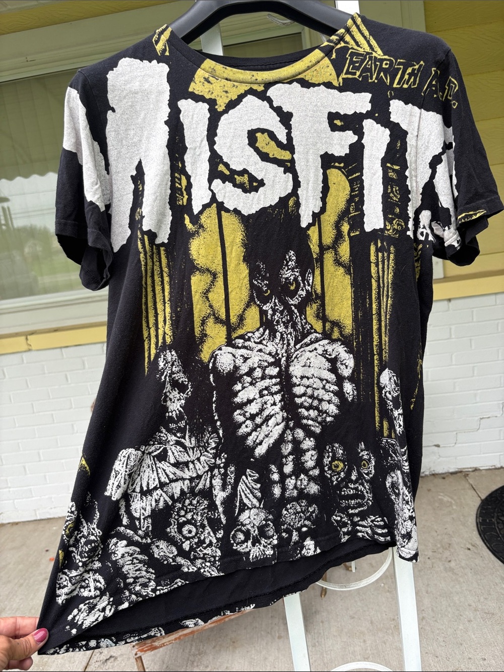 Misfits 2018 Black and Yellow Graphic Short Sleeve Tee